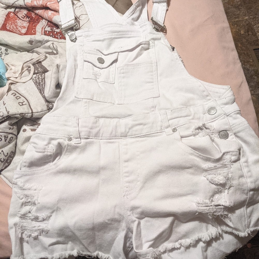 Overall shorts